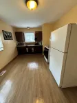420 friendly Charming 3-bedroom house in awesome Detroit with AC, WiFi