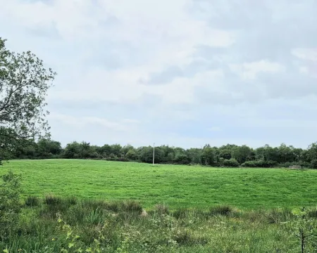 2 ベッド コテージ - スリープス 4 - プライベート ガーデン - パーキング オーマのホテル