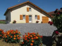 Detached Gite Near Dax Préchacq les Bains, Landes Coast. Pets Allowed