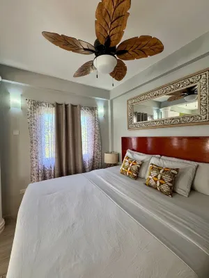 Emerald Villa