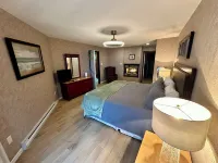 Ocean front with stunning views!! Gardens, trails, pools, and more. Pure beauty!