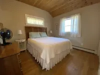 Gorgeous Newer Home on Mt. Desert Island, Minutes to Acadia Hotels in Tremont