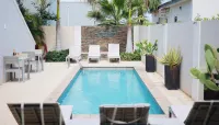 Palapa Suite # 5, walk to Eagle Beach - Pools