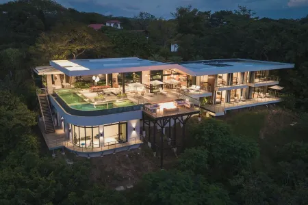 Best Ocean View Luxury Villa with Infinity Pool