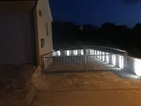 Villa Angelina, Large Apartment 1. floor Hotels in Brodarica