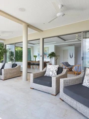 รูปภาพของBeachside Villa 'Vanilla' - Stunning Sea Views and Breathtaking Sunsets