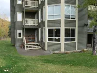 On mountain 2 bedroom 2 bathroom condo, access to hot tub and sauna Hotels near Fernie Alpine Resort