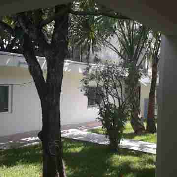 3.5 BLOCKS FROM OCEANFRONT WALK EVERYWHERE!!! Hotel Exterior