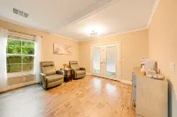Cozy, spacious 4B4B house with high-speed internet near Disney
