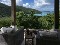 Walk to world famous Maho Bay! Privacy, views, pool, 4 equal king size bedrooms. Hotels in Central