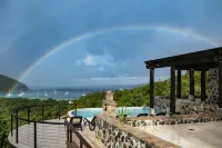 Walk to world famous Maho Bay! Privacy, views, pool, 4 equal king size bedrooms.