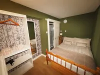 Situated in Lomond Park on the shore of Loch Long with amazing views