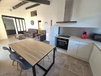 Villa Tout Confort Avec spa Hôtels à : Saint-Marcel-d'Ardèche