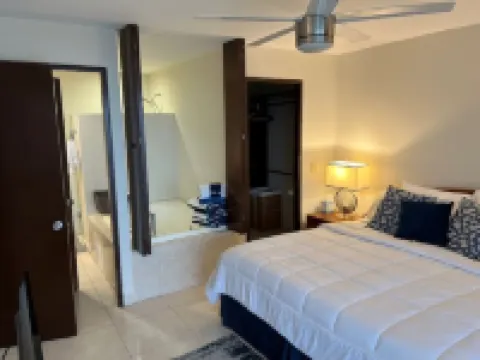 Breathtaking Full Ocean View! Hotels in 