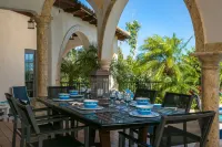 Alta Vista - Mint Condition, Private Pool, 50 Mile Views and a Backup Generator!