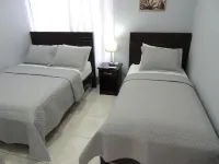 Spacious 2-Bedroom Casita with Pool, and Modern Amenities in Perez Zeledon Hoteles cerca de Centro de Eventos las Cuadras