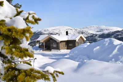 Vacations with a Dog, Cozy Hut for Relaxing, Skiing, Swimming, Hiking Hotel di 