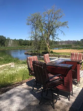 TRANQUILITY CABIN ON THE WATER DOOR COUNTY WI