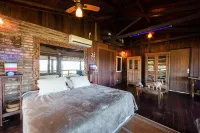 Ibiraquera Guest House Beautiful villa with pool and jacuzzi