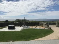 Le Clos de la Pointe Saint-Mathieu, Breton villa 180 ° sea view 2-13 pax Hotels in 