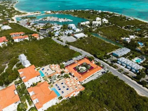 The Cottonwood House - Beach Villa
