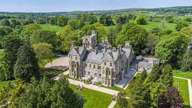 The Elizabeth Suite Stone Cross Mansion