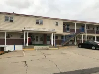 Colonial Inn