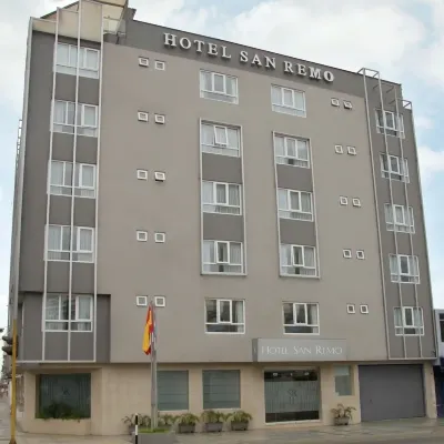 Hotel San Remo Отели рядом с достопримечательностью «Plaza de Acho»