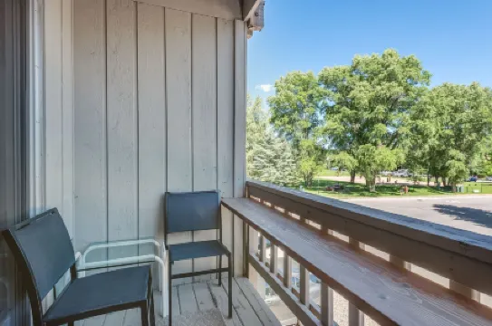 Timber Ridge Unit 2e 1 Bedroom Condo by RedAwning