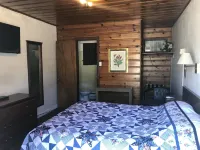 White Pine Motel