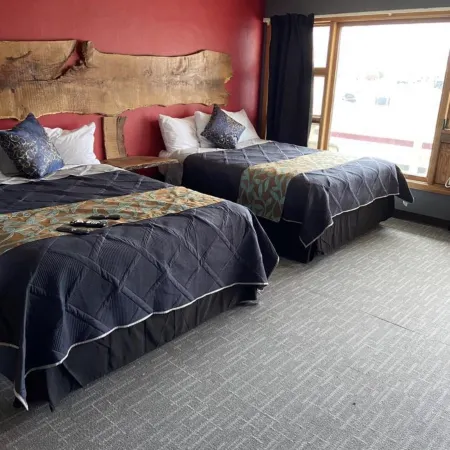 Tri-States Wood Inn