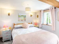 Bwythyn Y Wennol Hotels in Beddgelert