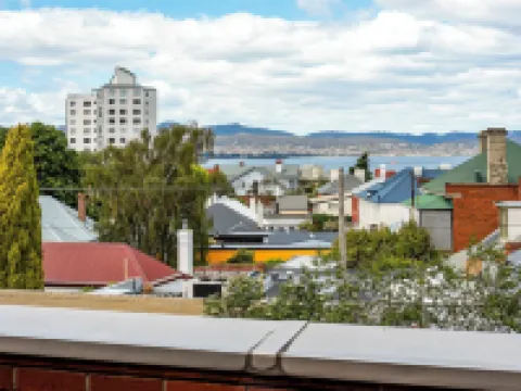 Prince of Wales Hotel Hotels in Battery Point