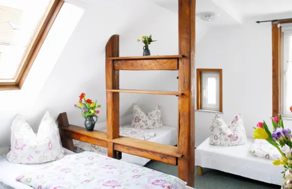 怪老頭膳食公寓酒店