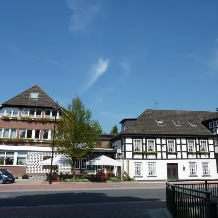 Akzent Hotel Zur Wasserburg - Hotel Garni Bed & Breakfast