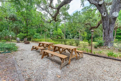 The Chassahowitzka Hotel Hotels in Homosassa