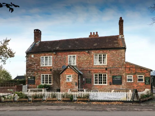South Lodge Hotels in Hazelbury Bryan