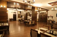 Cheltikov Hotel Отели в г. Карс