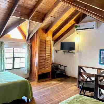 Bananaquit Tobago -Stay Near the Beach Rooms