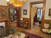 Vineyard Mansion Carriage House Hotels in Saint Joseph