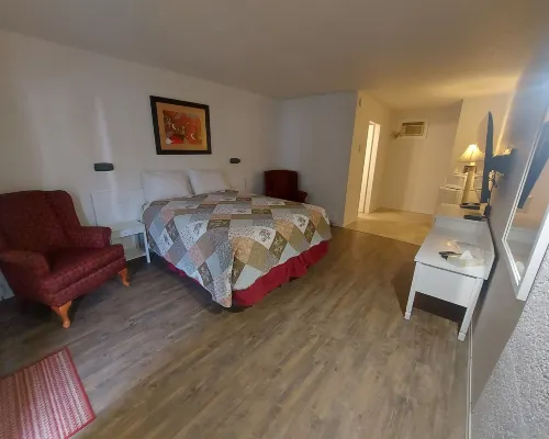 Granby River Inn & Suites Hotels in Kootenay Boundary