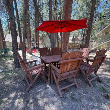 Mountain Xscape - Hot Tub, Fireplace, Deck, Barbeque