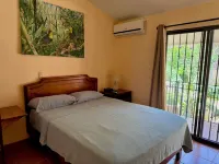 Coastal Gem: Book Las Palmas Loft w/ Beach & Pool