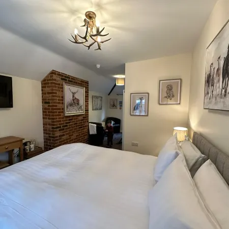 The New Forest Inn