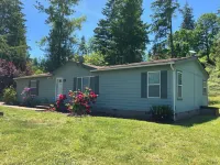 Hayden’s Green Acres on Big Fall Creek, 3BR 2Bath including River Front Access