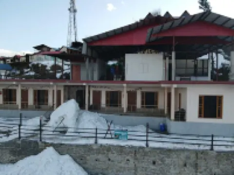 パイン パレス ホームステイ