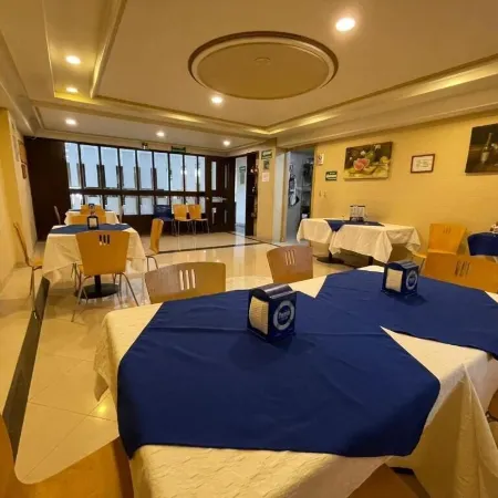 Hotel Marques Del PEÑON