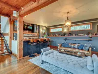 Luxury Vashon Vacation Rental w/ Beach Access! Hotels in Vashon