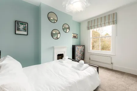 Beautiful Edwardian Central Oxford Home Отели рядом с достопримечательностью «Музей Ашмола»