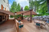 Auberge des Montauds - Hôtel & Restaurant - Bergblick